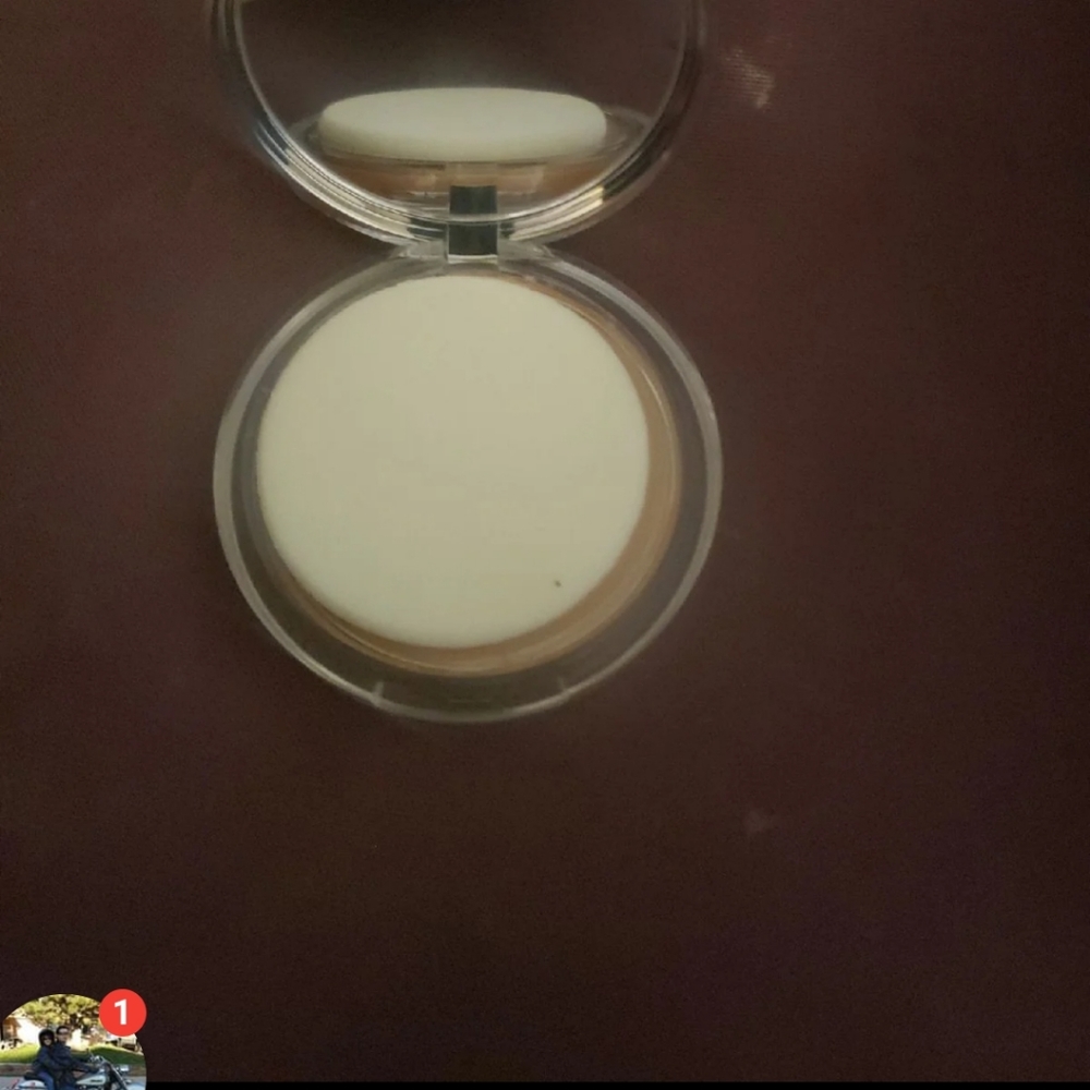 Clinique almost powder makeup neutral 04